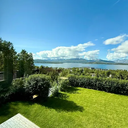 Modern Two Bedroom In Prime Location Tromsø